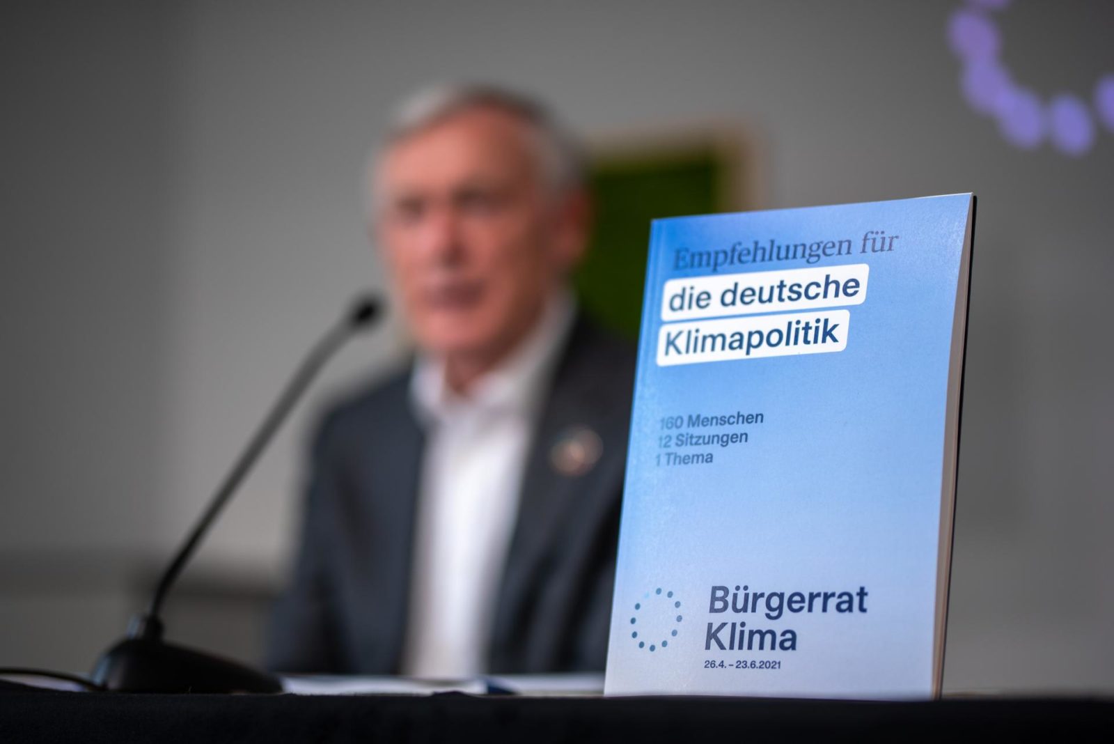 "Handbuch" des Bürgerrat Klima "Empfehlungen für die deutsche Klimapolitik"